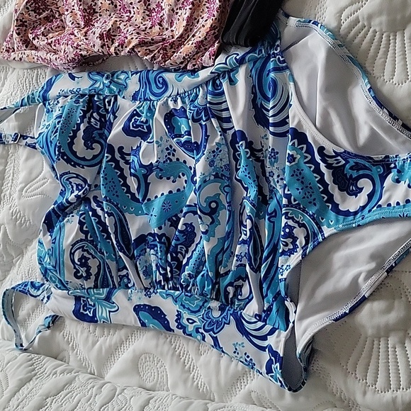 Six Bathing Suits Size Large - Picture 8 of 12